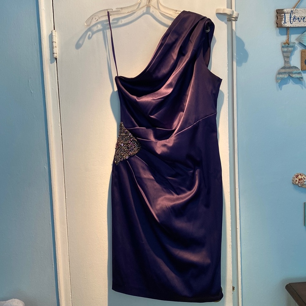 One shoulder purple cocktail dress